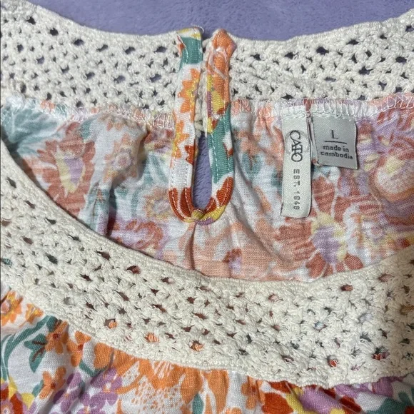 Cato Multicolor Floral Top with Crochet Neckline - Picture 2 of 9